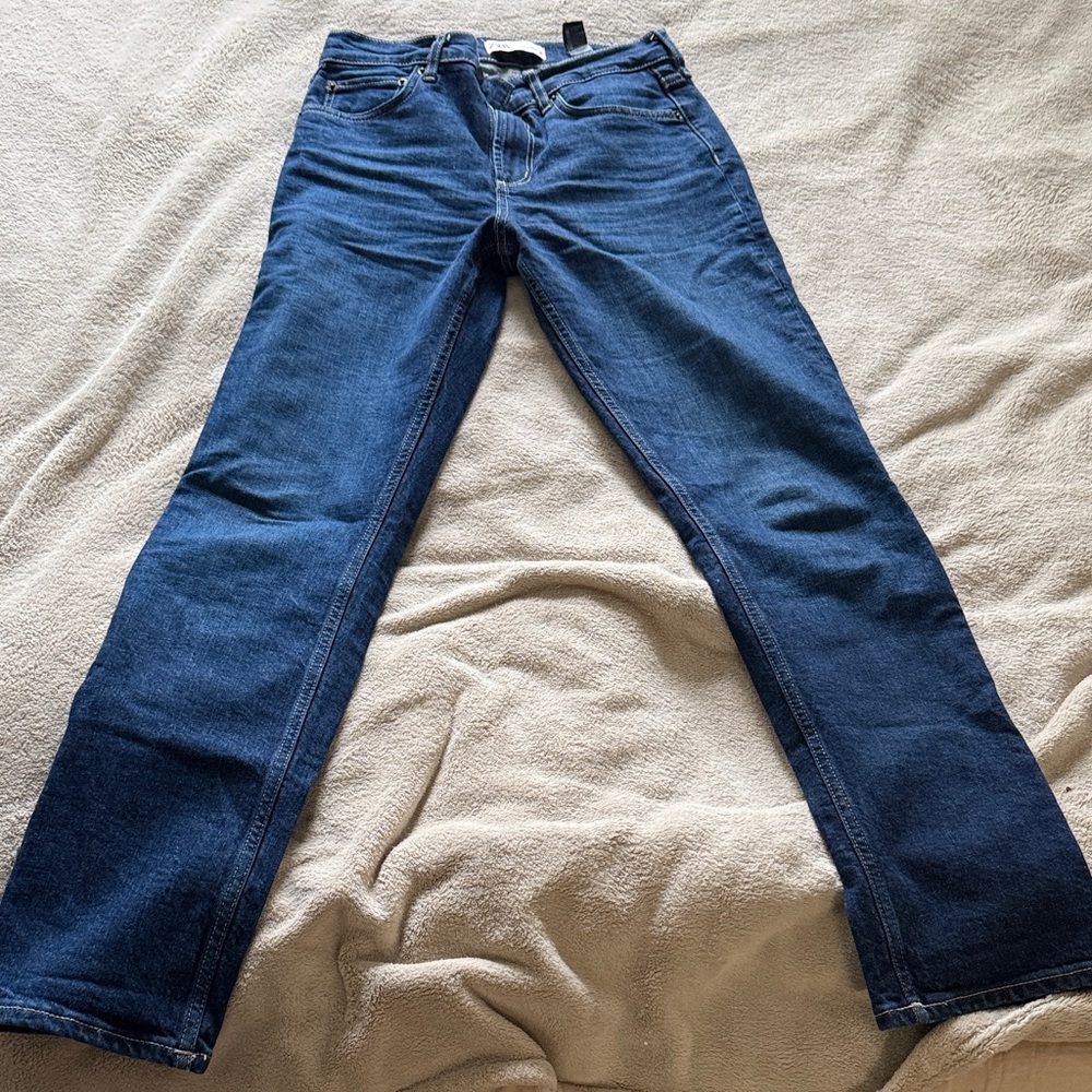 Zara Women's Straight Leg dark wash Jeans - Dark Blue 4